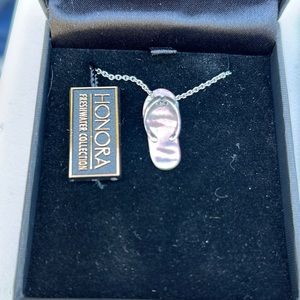 Honora freshwater collection abolone flip flop
